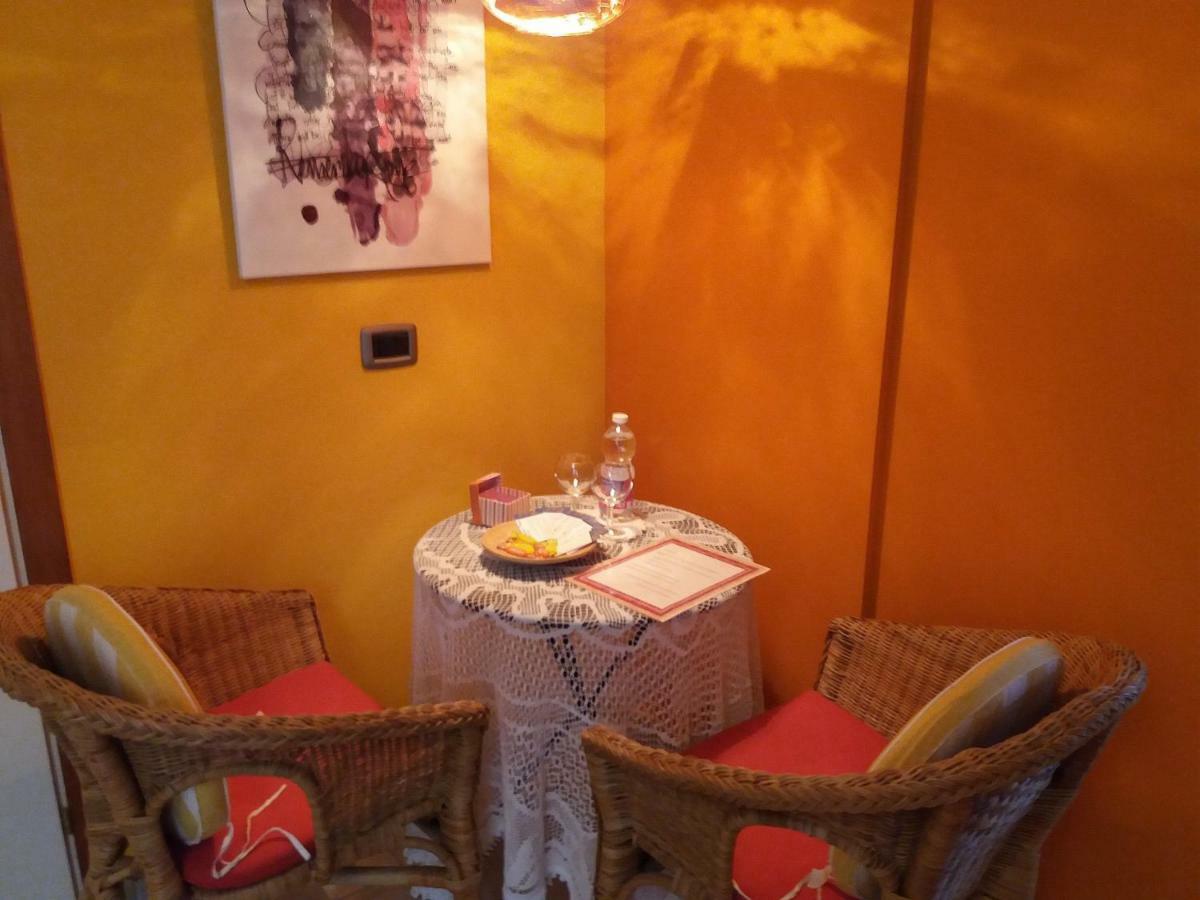Casa Maria Teresa Appartement Cannero Riviera Buitenkant foto